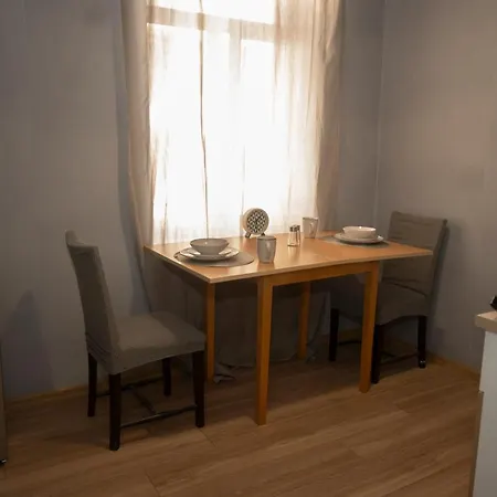 The Cozy Corner Apartment *